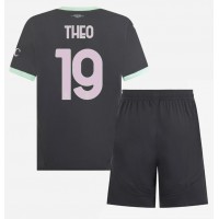 Camisa de time de futebol AC Milan Theo Hernandez #19 Replicas 3º Equipamento Infantil 2024-25 Manga Curta (+ Calças curtas)